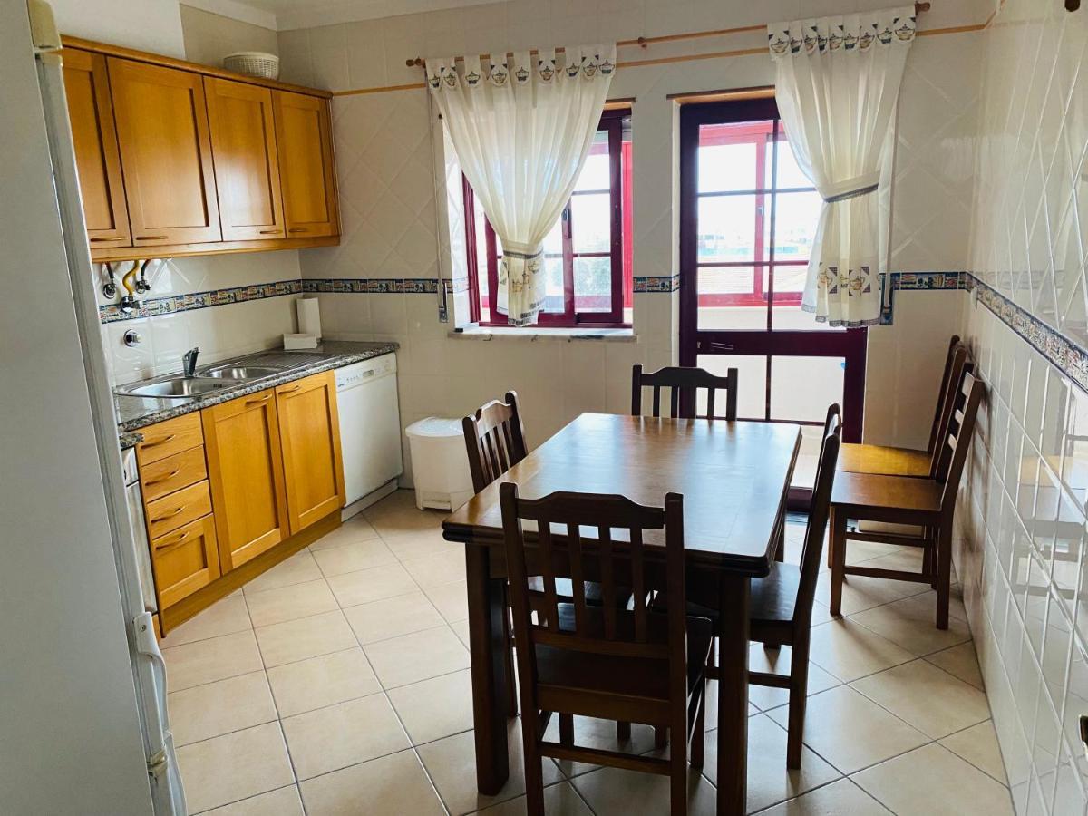 Swordfish Beach Apartment Peniche Buitenkant foto